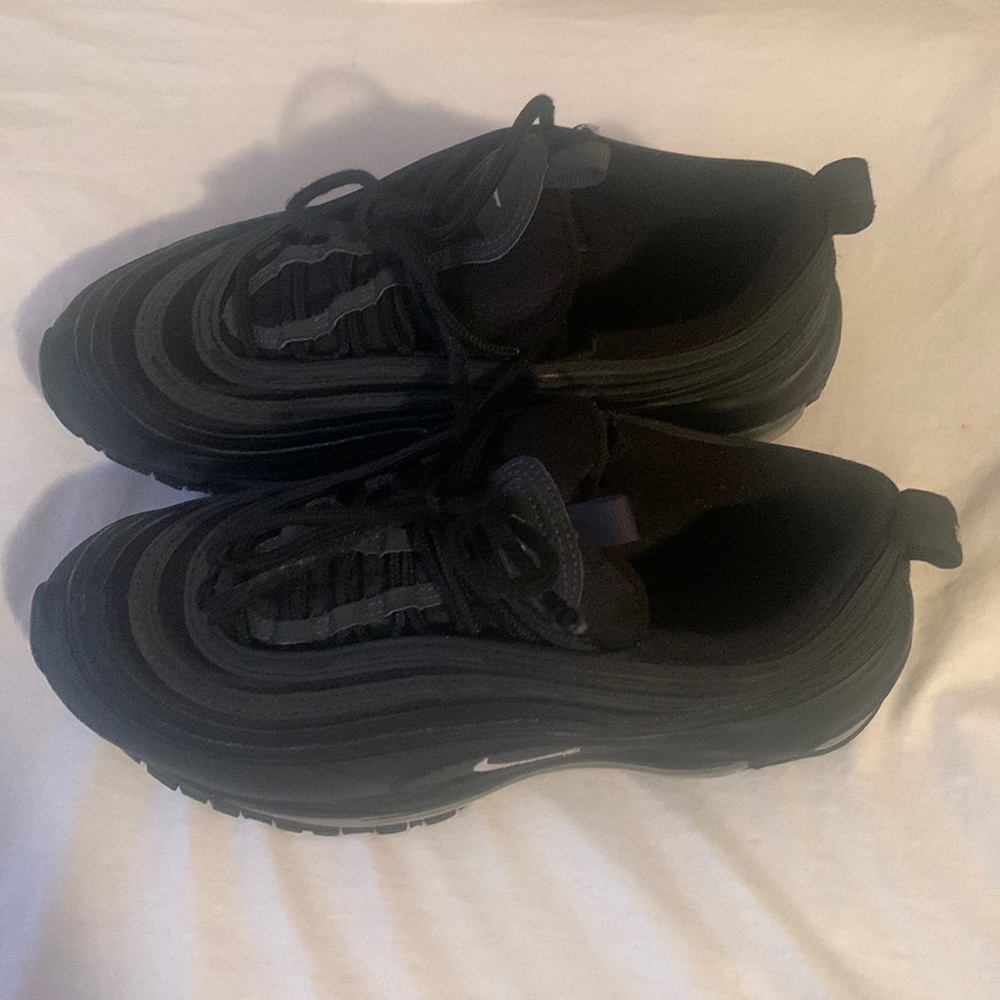 Black air max 97 good condition slightly worn